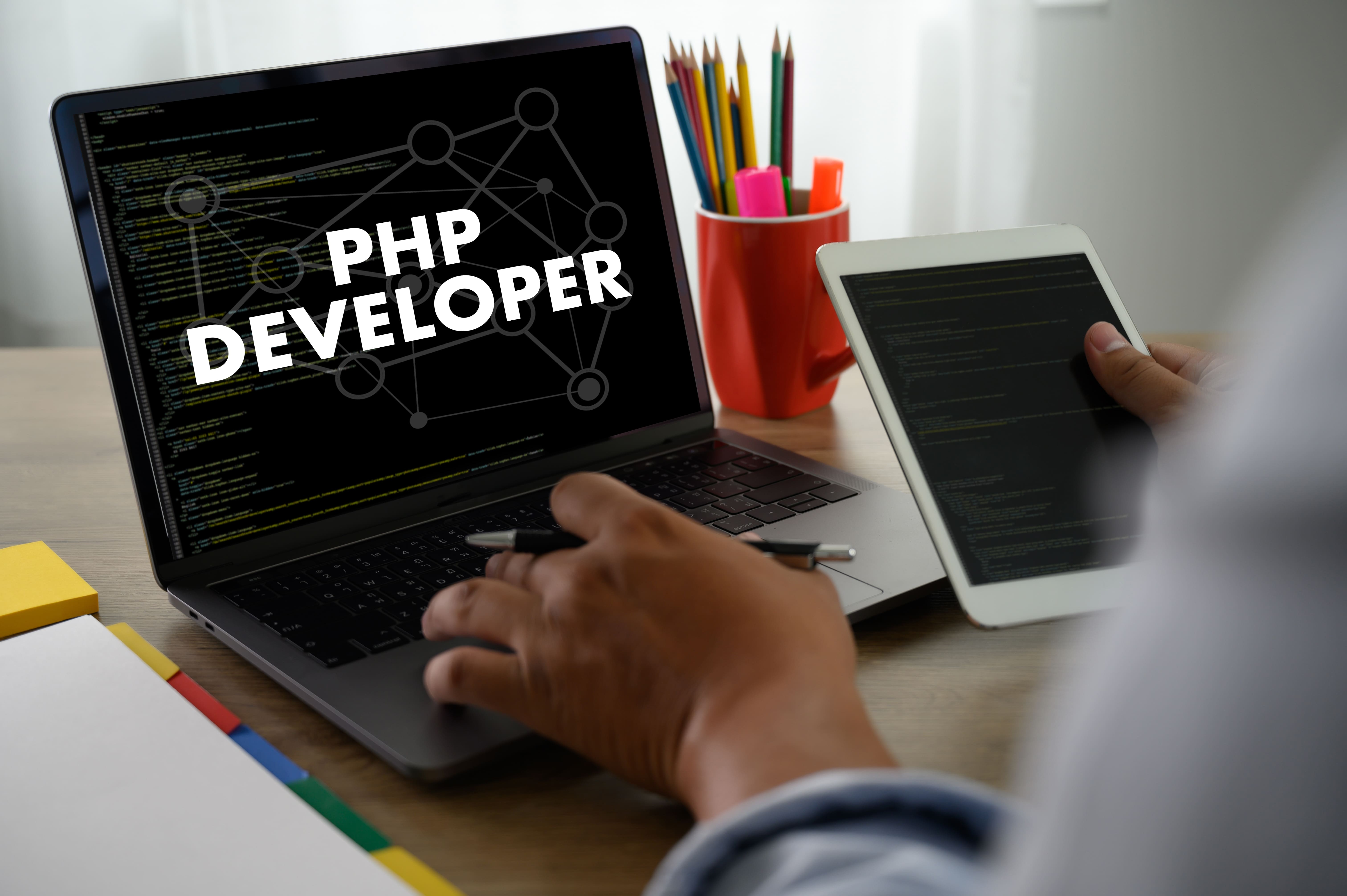 Kenapa Laravel 13 Jadi Game Changer di Dunia PHP? Fitur AI dan Vector Search Terbaru
